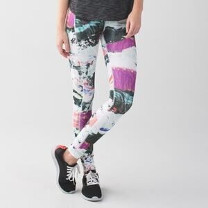 Lululemon Speed Tight III Luxtreme Leggings Size 6 Plum Pattern Performance Gym